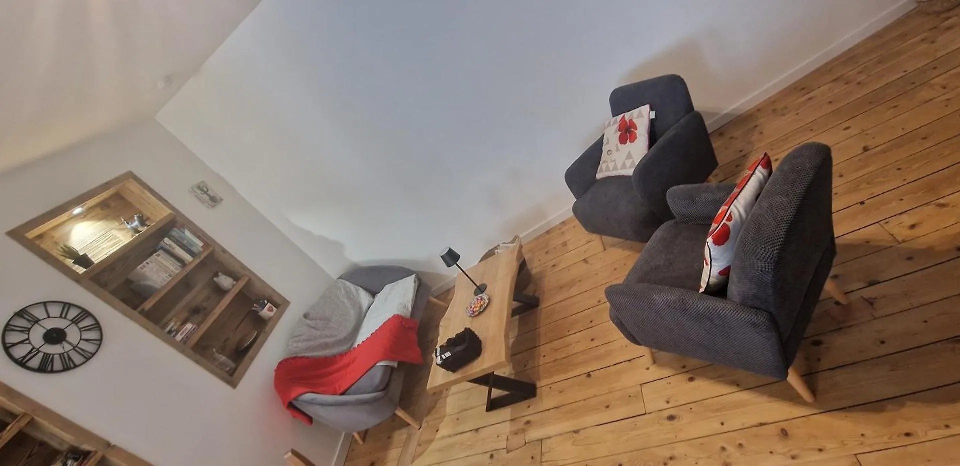 Le Cosy Du Theatre, Duplex Confortable Au Centre De Chambery 0*,  France