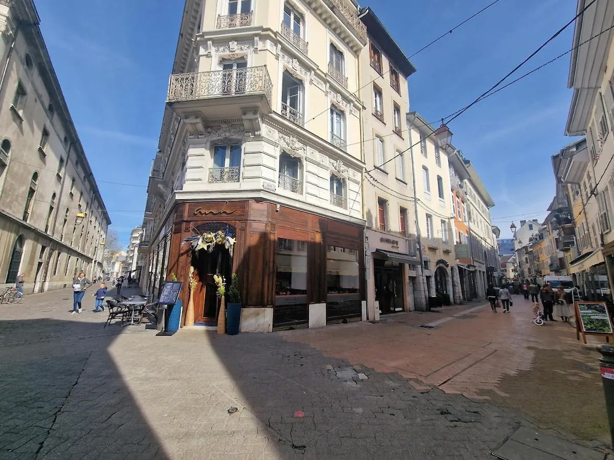 Le Cosy Du Theatre, Duplex Confortable Au Centre De Chambery France